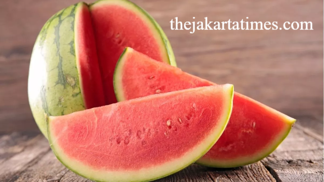 Manfaat Luar Biasa Buah Semangka